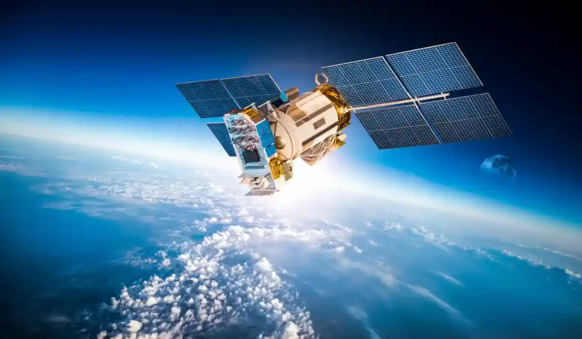 Apple's Satellite Partner Globalstar Eyes Entry into India's Nascent Satcom Market