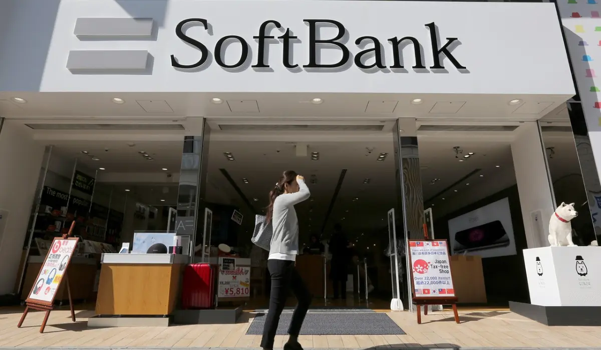 SoftBank Eyes Indian Data Centers and Robotics for AI Push